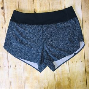 Athleta Run With It Short- 3”